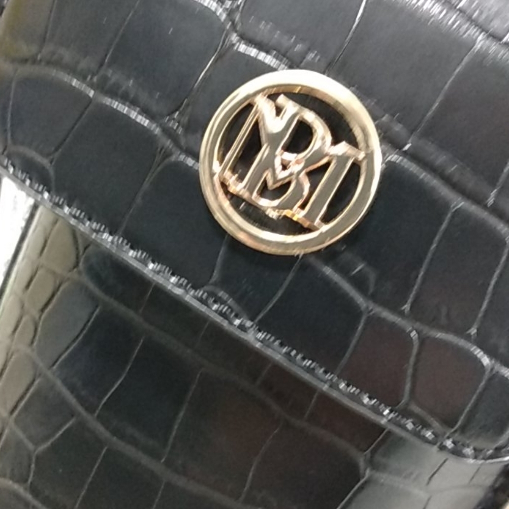 BM Phone Purse - Picture 3 of 6